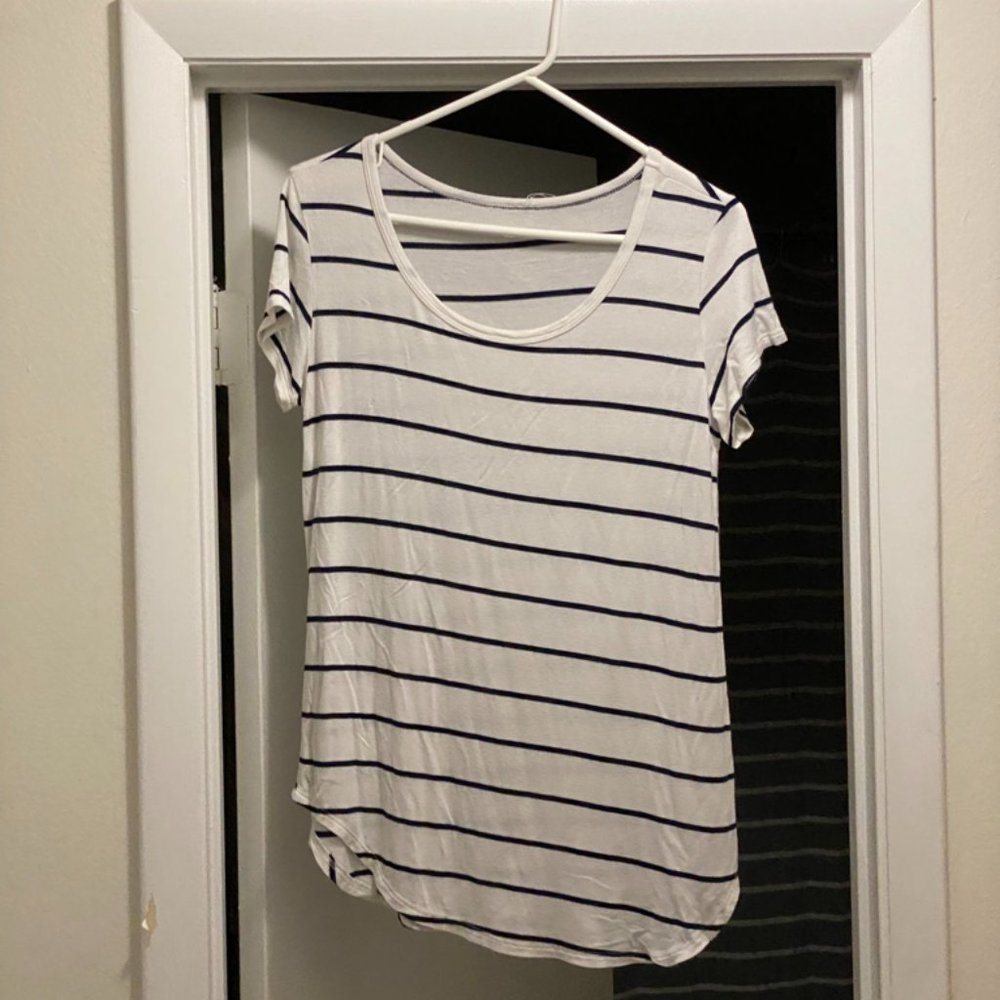 Women's Top (Medium)